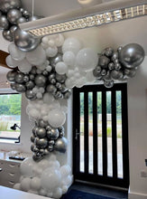 Load image into Gallery viewer, Organic Balloon Spill
