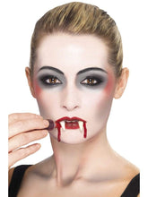 Load image into Gallery viewer, Vampire Make-Up Set Alternative View 8.jpg
